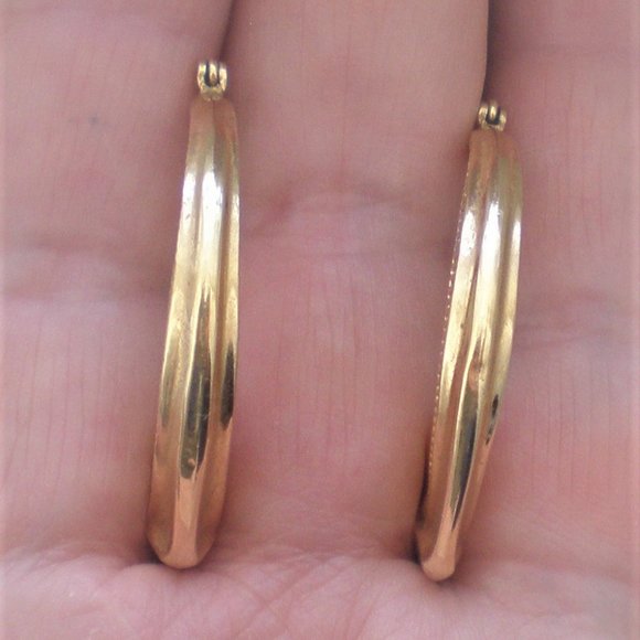 Vintage LARGE Designer Solid 14K Yellow Gold Heart Shaped Hoop Pierced Earrings - Picture 4 of 4